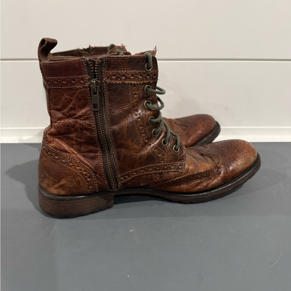 Men\'s Distressed Leather Boots with Green Laces main image 4